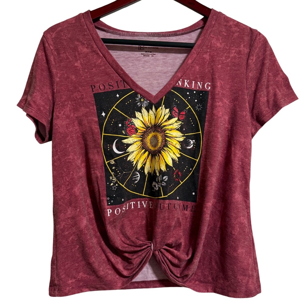 No Boundaries Womens Sunflower Celestial Acid Wash V-Neck Knot Front Tee Red M